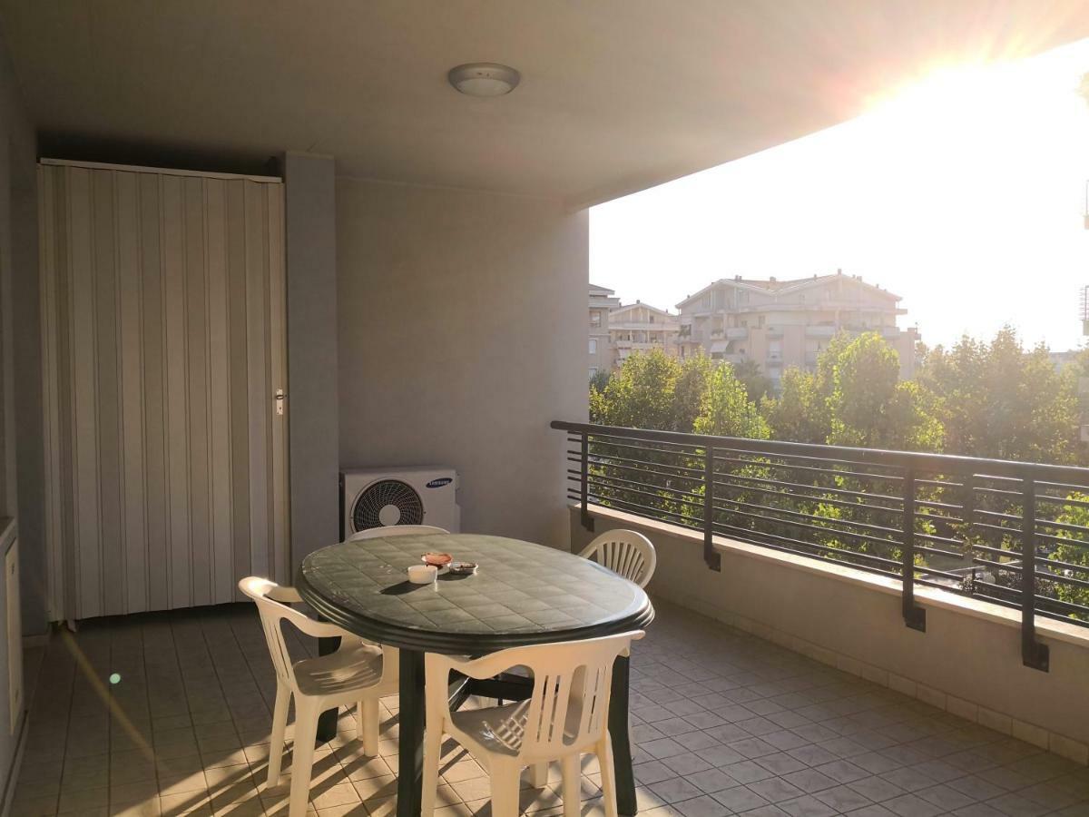 Domus Aries Montesilvano Marina Dış mekan fotoğraf